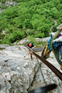 Auf langen Leitern auf die Cima SAT