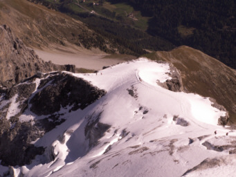 Firngrat über dem Biwak