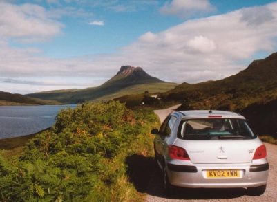 Stac Pollaidh überm Loch Lurgainn