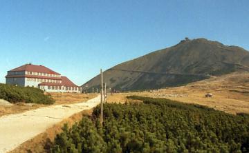 Schlesierhaus gegen Schneekoppe